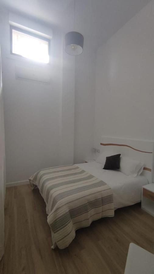 Vivienda Turistica Los Robles Tudela Dış mekan fotoğraf